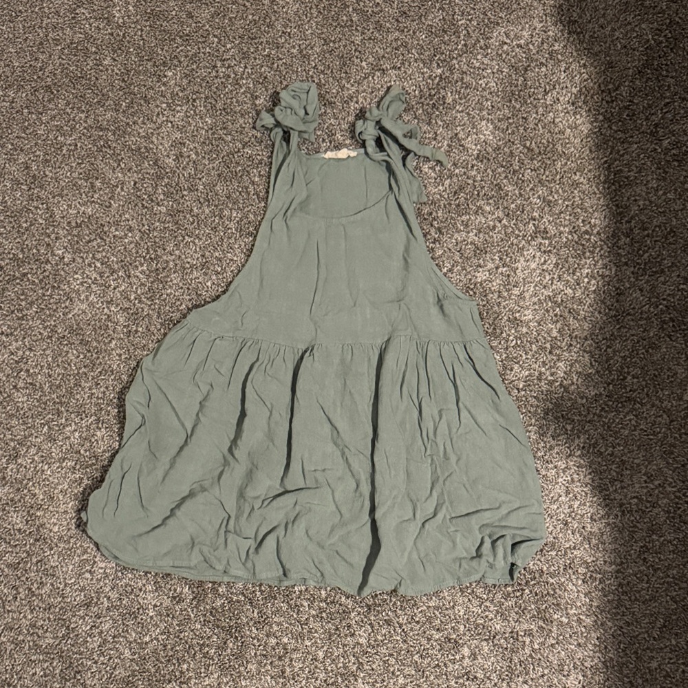 Women’s dress